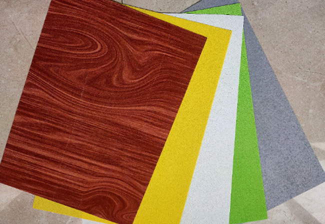 Wood grain color decorative facial mask